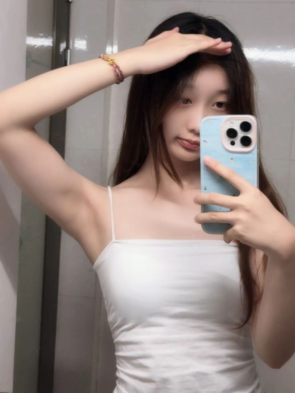 云南 昆明 6岁 163cm 45 A杯 抽烟纹身:无(照片贴纸) SM:否 无套:可 口交:否 过夜:可 同居:否 可飞:可 特点:甜妹 情商高会聊天会打麻将 台球 温柔体贴 善解人意 开朗活泼 清纯可人 乖巧可爱 活好反差