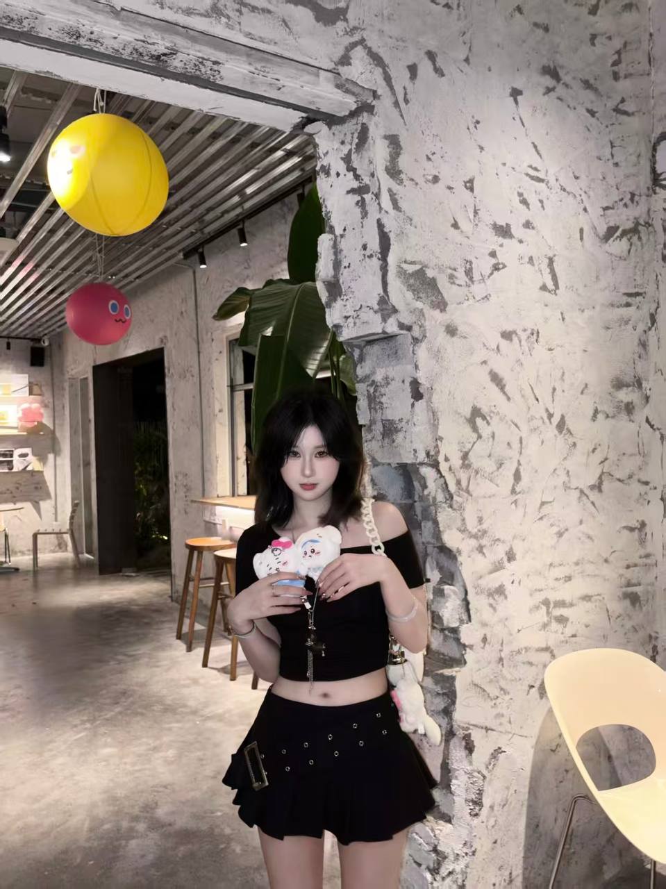 浙江 台州 24岁 159cm 86 B杯 抽烟纹身:无纹身 SM:是 无套:可 口交:可 过夜:可 同居:否 可飞:可 特点:风格百变 温柔细腻 提供情绪价值 反差 床上风骚 配合好