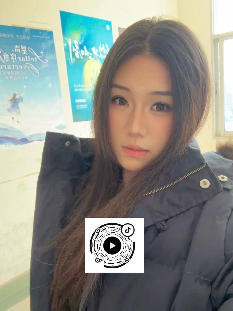 江西 南昌 19岁 172cm 117 C杯 抽烟纹身:否 SM:轻微 无套:否 口交:可 过夜:可 同居:可 可飞:能 特点:女大 第一次下海 水多 懂事 情绪价值到位