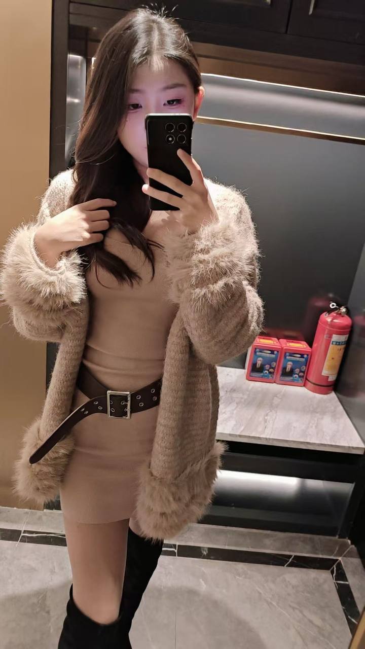 广东 清远 16岁 167cm 104 C杯 抽烟纹身:无 SM:是 无套:可 口交:可 过夜:可 同居:可 可飞:可 特点:16岁嫩妹妹初下海 水多 会哄人 情绪价值足 温柔可爱