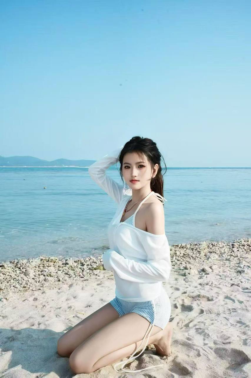 贵州 贵阳 21岁 156cm 89 A杯 抽烟纹身:无 SM:否 无套:可 口交:否 过夜:可 同居:否 可飞:可 特点:性格温柔,皮肤白嫩,圈子干净,有点小反差,呆在一起会很轻松,可以陪你想做的事儿,给你有如初恋女友的感觉。