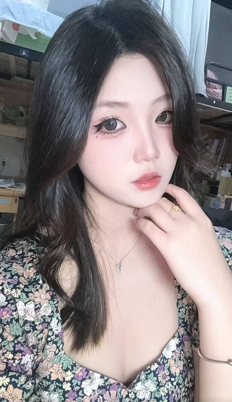 安徽 19岁 159cm 98 C杯 抽烟纹身:无 SM:否 无套:否 口交:否 过夜:可 同居:可 可飞:可 特点:开朗 活泼 可爱 听话 性价比高 多水