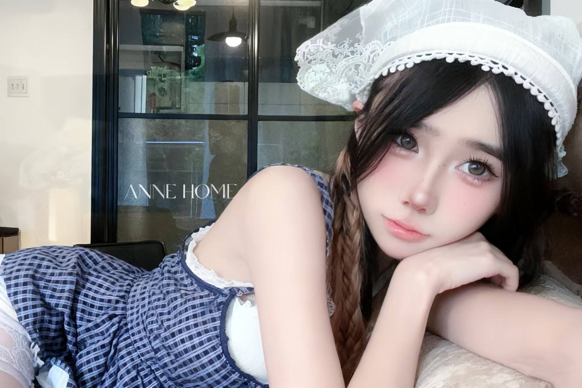 贵州 贵阳 20岁 150cm 35 A杯 抽烟纹身:有纹身 SM:是 无套:否 口交:可 过夜:可 同居:可 可飞:可外省 特点:白虎，活好反差，秀外慧中，清丽脱俗，貌美如花，温文尔雅，听话懂事，乖巧伶俐，小鸟依人，娇小玲珑，可盐可甜，活泼开朗，会提供情绪价值，待开发更多的新玩法