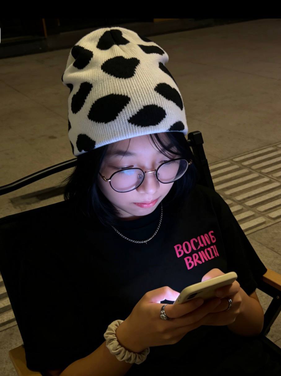 广东 广州 17岁 161cm 86 B杯 抽烟纹身:无 SM:否 无套:可 口交:可 过夜:可 特点:清纯妹妹 初下海 事少 情绪价值足 不事逼不墨迹 长期可谈