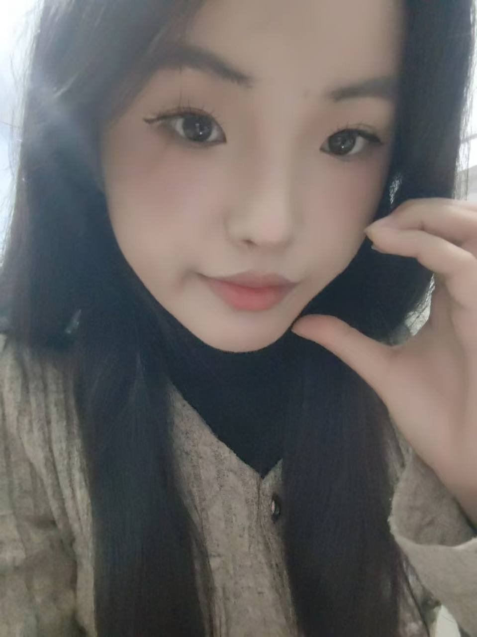 山东 济南 19岁 164cm 88 C杯 抽烟纹身:没有纹身 SM:否 无套:可 口交:可 过夜:可 同居:可 可飞:可外省 特点:听话