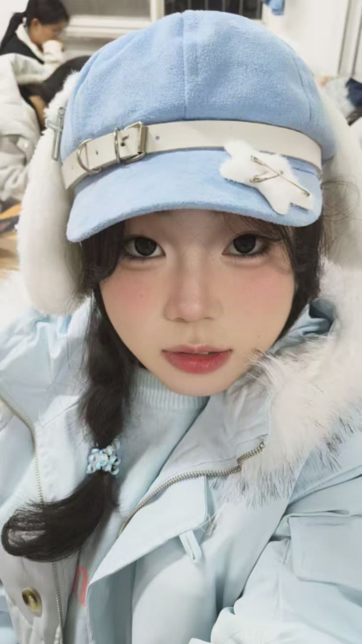 河北 沧州 18岁 168cm 155 B杯 抽烟纹身:否 SM:否 无套:是 口交:是 过夜:可 同居:否 可飞:可附近省市 特点:在校女大超听话性格好 活泼 enfj 谈过一个男朋友 嫩紧 想买些小裙子 欢迎老板拿下第二滴血