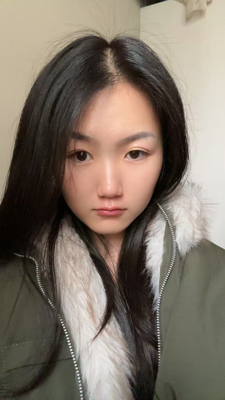 广东 佛山 26岁 155cm 50 B杯 抽烟纹身:否 SM:否 无套:可 口交:可 过夜:可 同居:可 可飞:广东省内 特点:缺钱第一次出来找 可口可无套可内射 性格大大方方 懂事体贴不粘人 床上主动 水多活好 易潮体质 性欲强 口活好 绝活多多 不死鱼 声音好听 叫床一流 配合度很高 姿势多多 反差妹妹 骚的飞起 接受程度高 会提供情绪价值 姐姐类型 懂得照顾人 不是很过分的的要求都可以满足 老板 老师有兴趣可以自己调教开发 期待开发多姿势