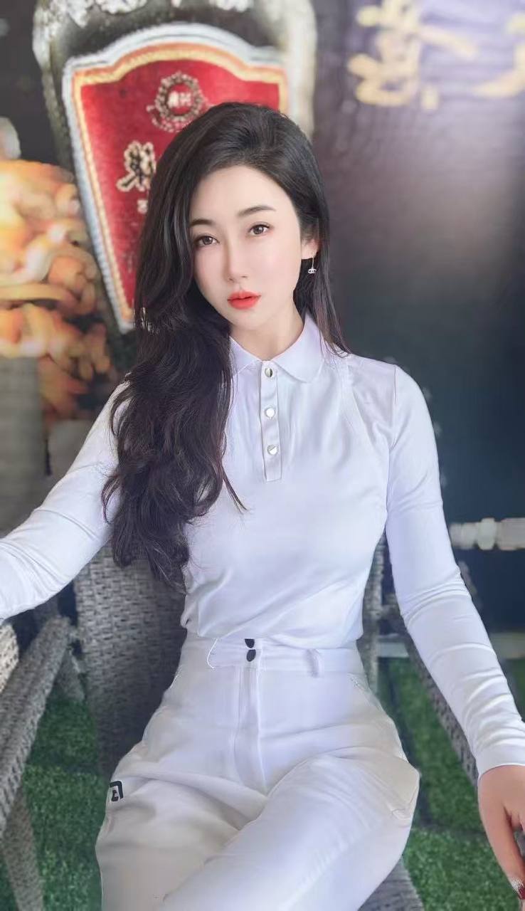 广东 深圳 27岁 165cm 105 C杯 抽烟纹身:无纹身 SM:是 无套:否 口交:可 过夜:可 同居:可 可飞:可 特点:会喝酒，听话，可以提供情绪价值