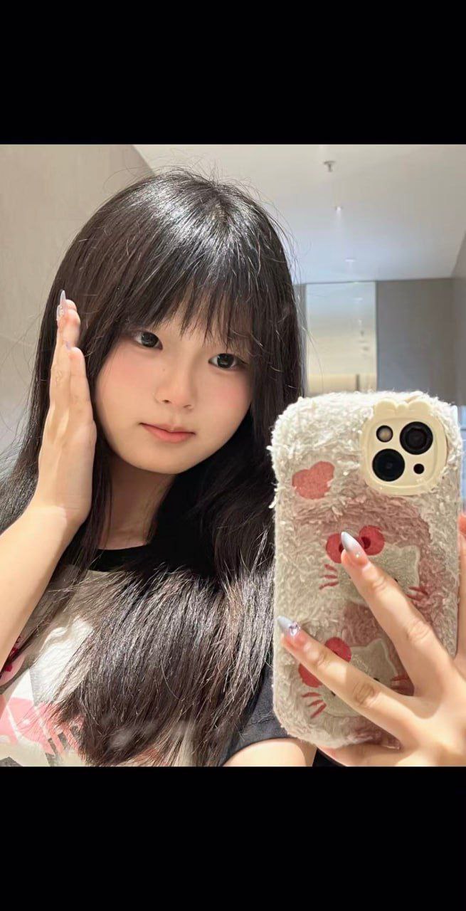 浙江 杭州 18岁 163cm 95 B杯 抽烟纹身:否 SM:否 无套:可 口交:否 过夜:可 同居:否 可飞:可 特点:乖巧懂事 性格温和 不做作