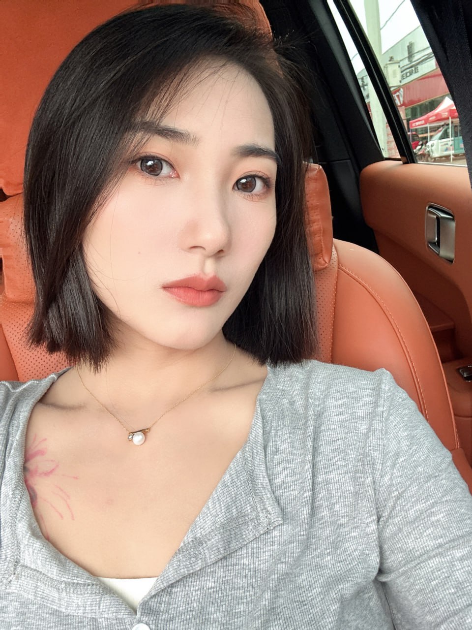 四川 绵阳 29岁 163cm 105 B杯 抽烟纹身:无纹身 SM:否 无套:可 口交:可 过夜:否 同居:否 可飞:异地地区 特点:可口 可无套 可内 很骚 母狗 姿势多样 口活一流 人妻 包容性强 会做饭 不会纠缠懂事