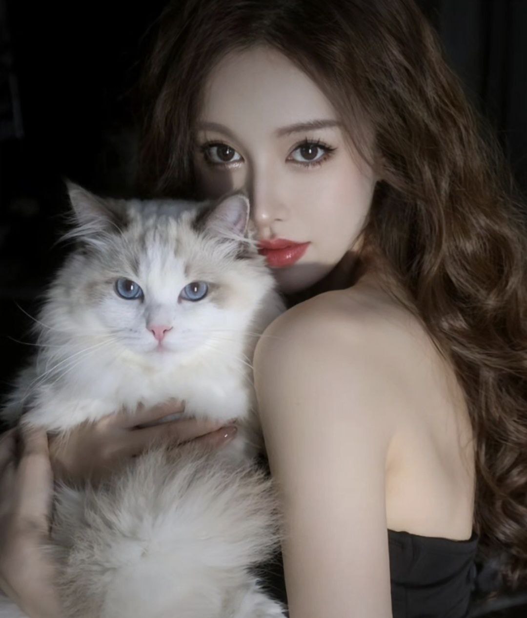 福建 厦门 25岁 166cm 108 D杯 抽烟纹身:无 SM:否 无套:否 口交:可 过夜:否 同居:否 可飞:否 特点:胸大D奶，皮肤白，床上不死鱼，会哄人，会照顾人，情商高，有趣，会聊