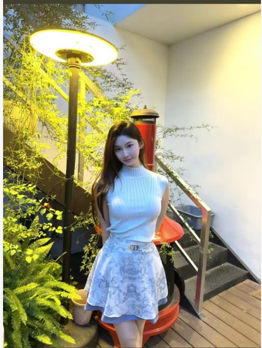 江苏 南通 23岁 165cm 88 B杯 抽烟纹身:无纹身 SM:是 无套:否 口交:可 过夜:可 同居:否 可飞:可 特点:言听计从 兔