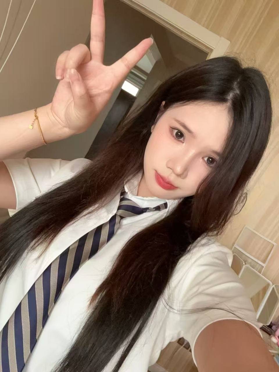 北京 北京 25岁 163cm 110 C杯 抽烟纹身:无纹身 SM:否 无套:可 口交:可 过夜:可 同居:可 可飞:可 特点:平时工作很少接的少妇,水多易湿,听话,懂事,主动