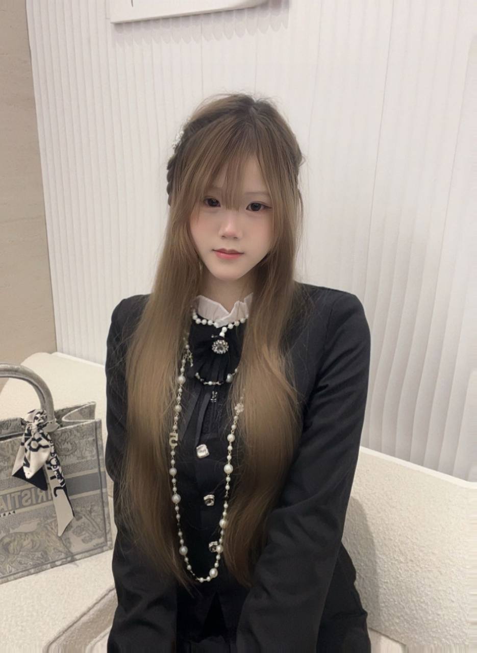 福建 厦门 18岁 167cm 103 C杯 抽烟纹身:无 SM:否 无套:否 口交:可 过夜:可 同居:可 可飞:可 特点:性格开朗活泼