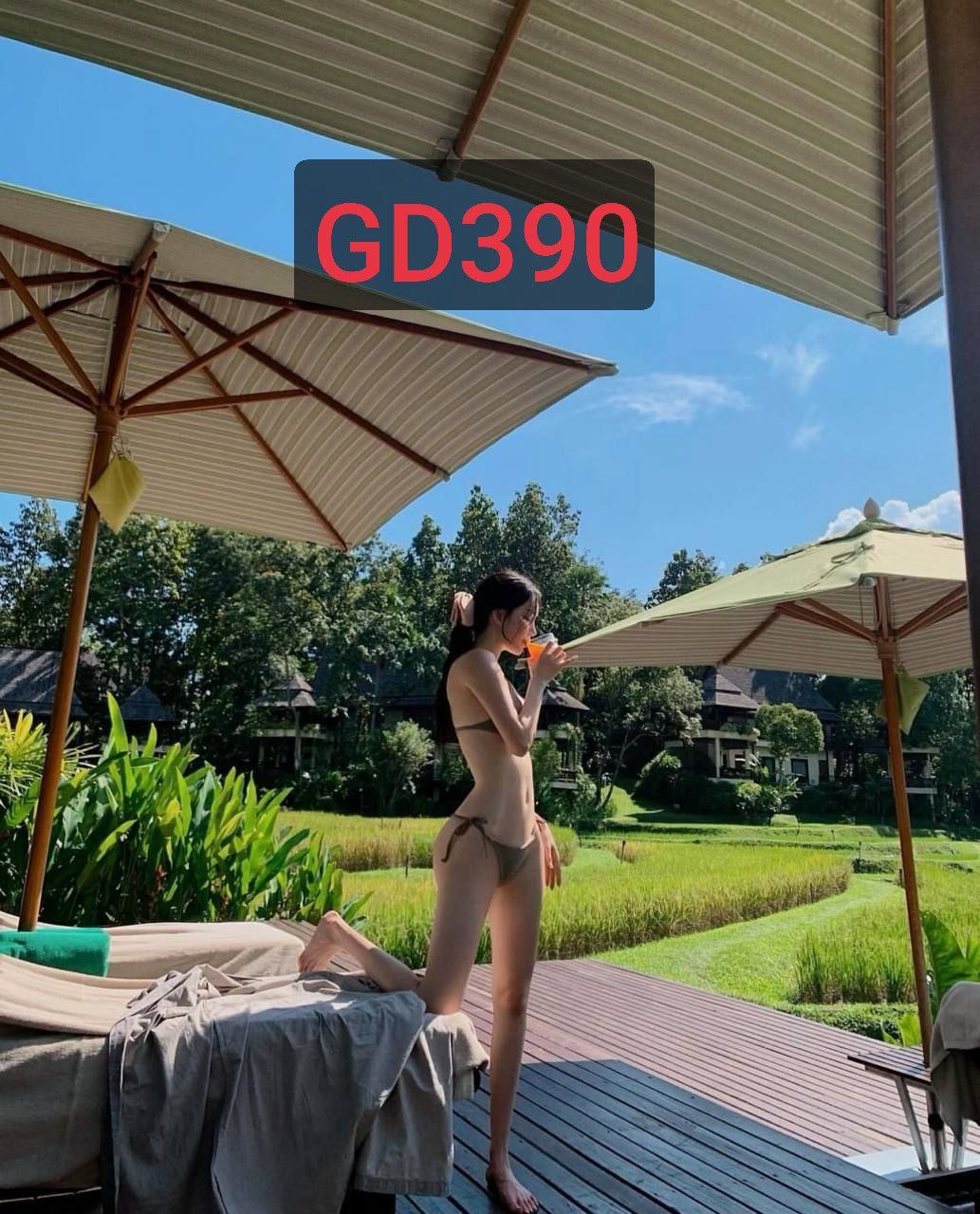 江苏 南京 6岁 165cm 44 C杯 抽烟纹身:无 SM:否 无套:可 口交:可 过夜:可 同居:可 可飞:可 特点:颜值高 身材好 水滴胸 冷白皮 三点粉