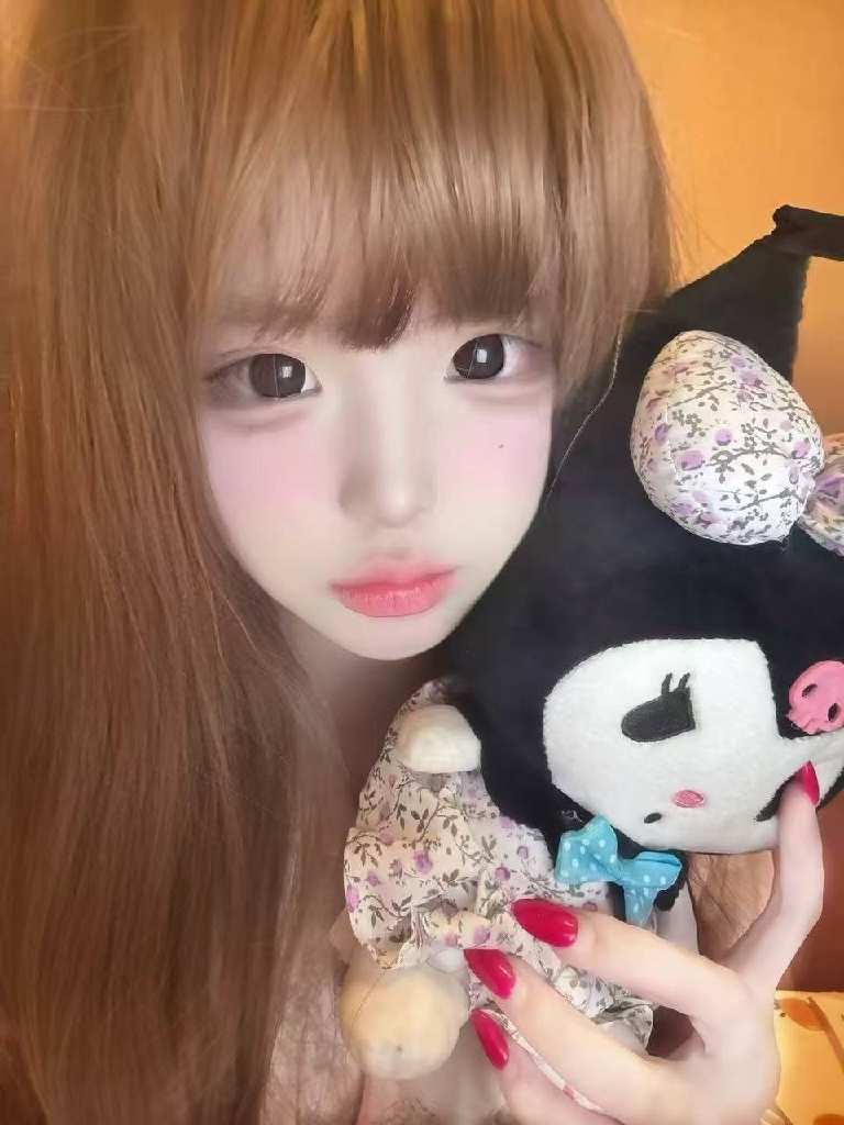 江苏 宿迁 19岁 173cm 130 C杯 抽烟纹身:否 SM:否 无套:否 口交:否 过夜:否 同居:可 可飞:否 特点:干净卫生