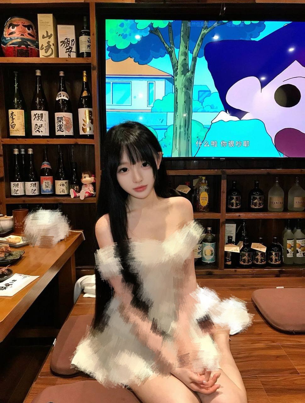 浙江 杭州 5岁 168cm 85 C杯 抽烟纹身:否 SM:否 无套:否 口交:可 过夜:可 同居:可 可飞:异地地区描述 特点:空乘 冷白皮 大熊