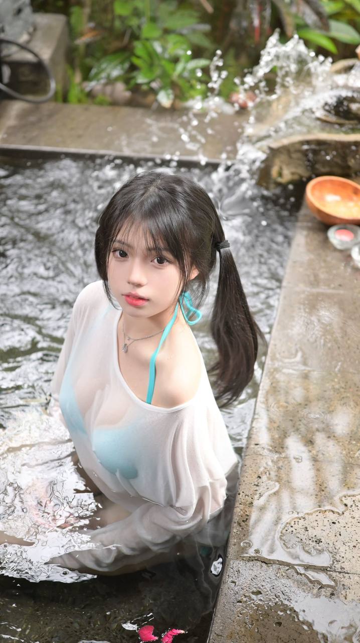 广东 广州 22岁 160cm 99 C杯 抽烟纹身:无 SM:是 无套:否 口交:否 过夜:可 同居:可 可飞:可 特点:胸大腰细,在校大学生,水多很嫩