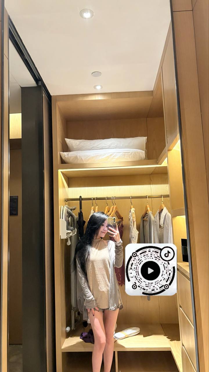 贵州 贵阳 27岁 160cm 82 B杯 平面模特 气质型 本人比照片好看 喜欢健身瑜伽 马甲线蜜桃臀 可一字马 重度m 懂事情商高 很会提供情绪价值 抽烟纹身:无抽烟无纹身 SM:是 无套:可 口交:可 过夜:可 同居:可 可飞:可 价格:30 特点:气质型 本人比照片好看 喜欢健身瑜伽 马甲线蜜桃臀 可一字马 重度m 懂事情商高 很会提供情绪价值