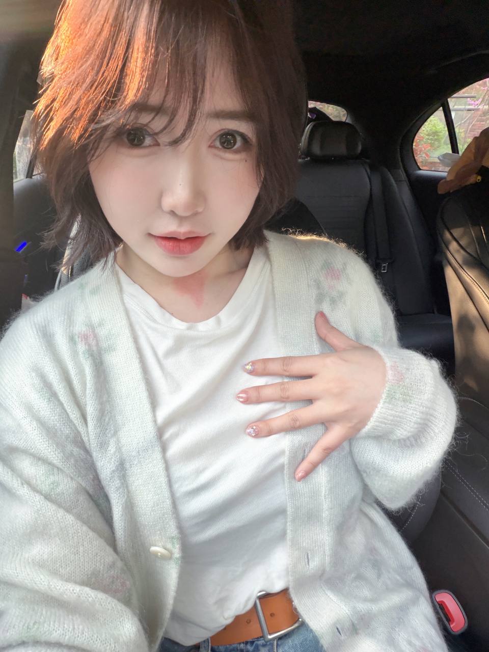 浙江 杭州 28岁 168cm 108 B杯 幼师 师范大学毕业,幼师专业,长相甜美,温柔。性格很是活泼开朗幽默,嘴甜,善解人意,拿手的就是哄你开心,很会提供情绪价值,天赋异禀活好,一个眼神就明白该做什么,身材也挺哇塞的,腿超白又直又长。身材标准S型,曲线优美,笑起来甜美治愈,自带初恋感。 口活不错,叫床好听,身体很软,很水很水很紧很紧,接受度高,反差萌,人妻少妇感,鲜嫩温柔可人。(不上照!本人比照片好看!) 抽烟纹身:无 SM:否 无套:可 口交:可 过夜:可 同居:否 可飞:可 价格:13 特点:师范大学毕业,幼师专业,长相甜美,温柔。性格很是活泼开朗幽默,嘴甜,善解人意,拿手的就是哄你开心,很会提供情绪价值,天赋异禀活好,一个眼神就明白该做什么,身材也挺哇塞的,腿超白又直又长。身材标准S型,曲线优美,笑起来甜美治愈,自带初恋感。 口活不错,叫床好听,身体很软,很水很水很紧很紧,接受度高,反差萌,人妻少妇感,鲜嫩温柔可人。(不上照!本人比照片好看!)