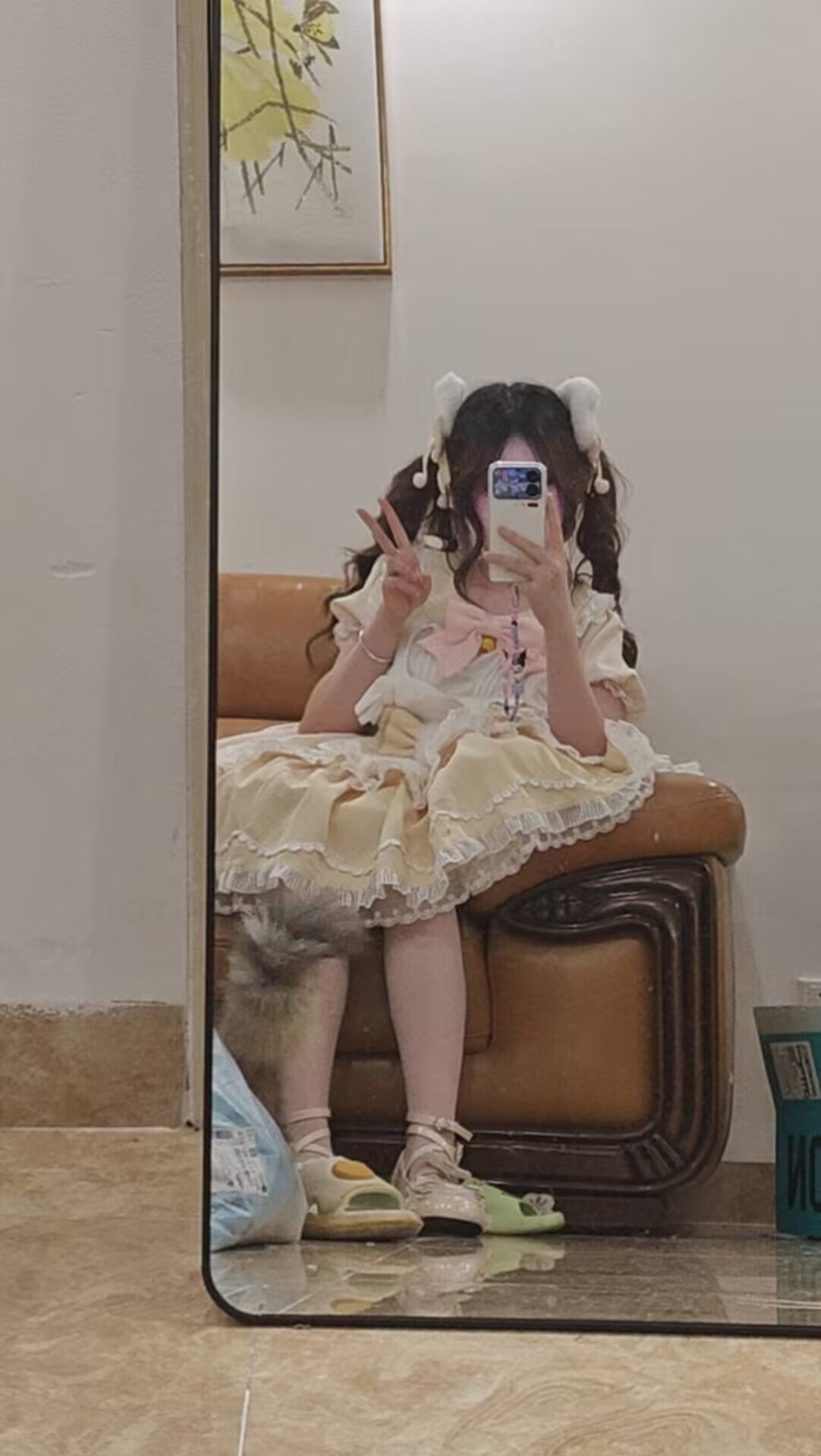 广东 深圳 19岁 154cm 98 C杯 工作 初次接触,娇小软萌,身轻体柔易推倒,甜美可爱,本人比照片好看,像个洋娃娃 抽烟纹身:无 SM:否 无套:可 口交:否 过夜:可 同居:可 可飞:能 价格:3 特点:初次接触,娇小软萌,身轻体柔易推倒,甜美可爱,本人比照片好看,像个洋娃娃