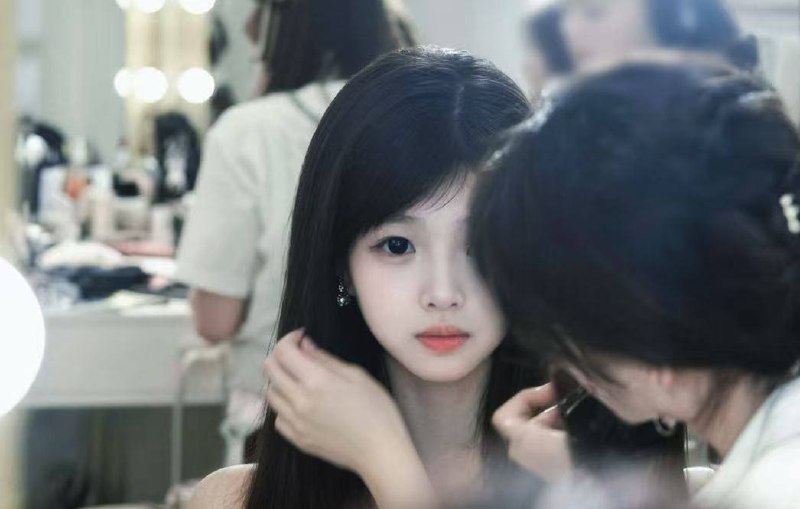 上海 18岁 165cm 90 B杯 SM:否 无套:可 口交:否 过夜:可 同居:可 可飞:可 价格:10