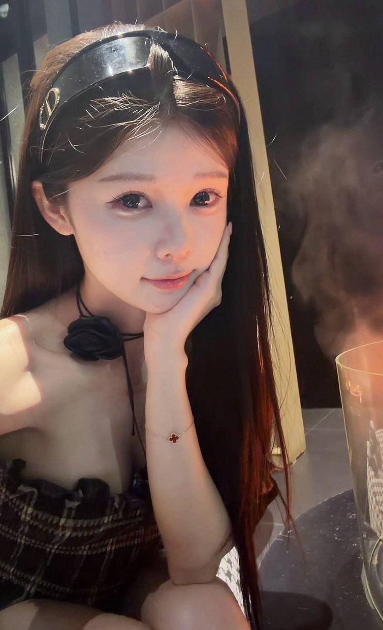 福建 厦门 04岁 162cm 82 C杯 学生 师范本科 清纯气质型 眼睛大鼻子挺皮肤细腻 爱好网球滑雪书法 不抽烟不混夜店 情绪稳定乖巧懂事 抽烟纹身:无抽烟有纹身 SM:情绪 无套:否 口交:可 过夜:可 同居:可 可飞:可 全球可飞 价格:20-40 特点:师范本科 清纯气质型 眼睛大鼻子挺皮肤细腻 爱好网球滑雪书法 不抽烟不混夜店 情绪稳定乖巧懂事
