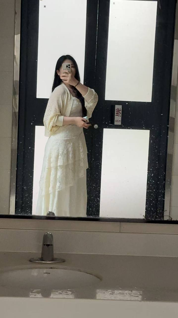 山东 临沂 26岁 164cm 125 B杯 医疗 很乖 属性可双向 情绪价值给到位 BBW类型 性格很好 巨听话 配合 随时可见 抽烟纹身:无 SM:是 无套:否 口交:可 过夜:可 同居:否 可飞:周围城市吧 价格:5 特点:很乖 属性可双向 情绪价值给到位 BBW类型 性格很好 巨听话 配合 随时可见