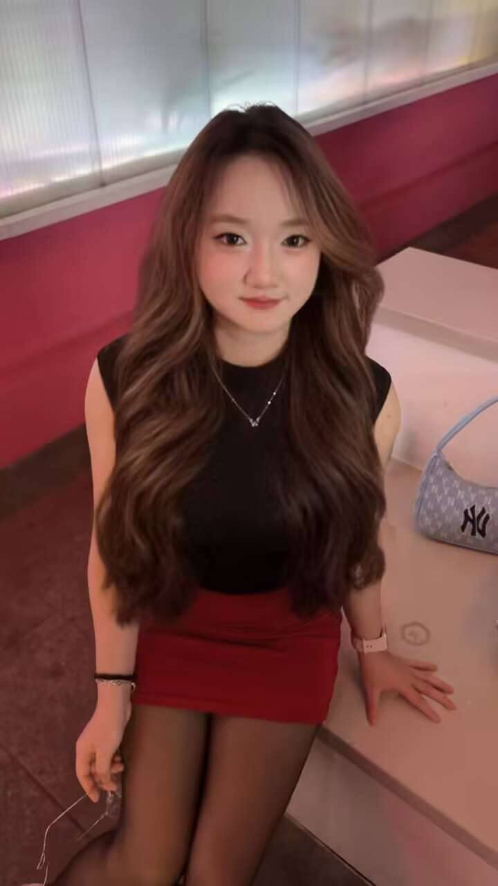 江苏 南京 20岁 158cm 114 B杯 美容(实习) 身材曼妙,可口,可无t,会提供情绪价值,肥臀撞击,嫩紧滑,身材完美 抽烟纹身:有抽烟无纹身 SM:否 无套:可 口交:可 过夜:可 同居:否 可飞:否 价格:4 特点:身材曼妙,可口,可无t,会提供情绪价值,肥臀撞击,嫩紧滑,身材完美