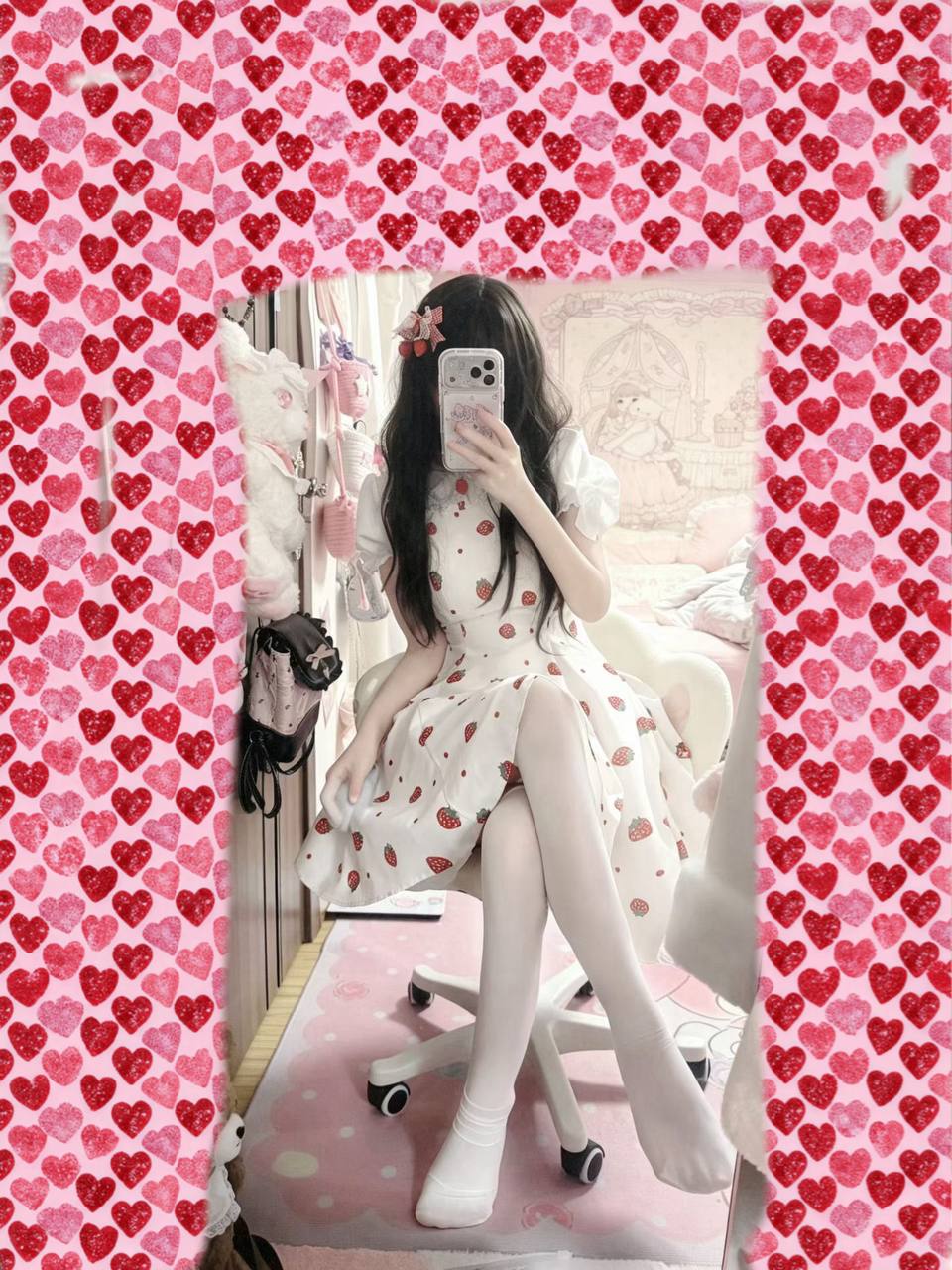 河北 保定 19岁 167cm 105 C杯 自由职业 长相甜美 抽烟纹身:无 SM:否 无套:可 口交:可 过夜:可 同居:否 可飞:可 价格:5 特点:长相甜美