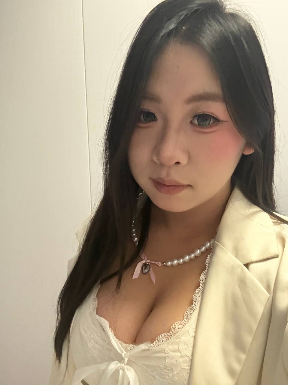 河北 邢台 南宫 19岁 164cm 136 B杯 无 身材好 年轻 漂亮 抽烟纹身:有纹身 SM:是 无套:可 口交:可 过夜:可 同居:可 可飞:可 价格:5 特点:身材好 年轻 漂亮