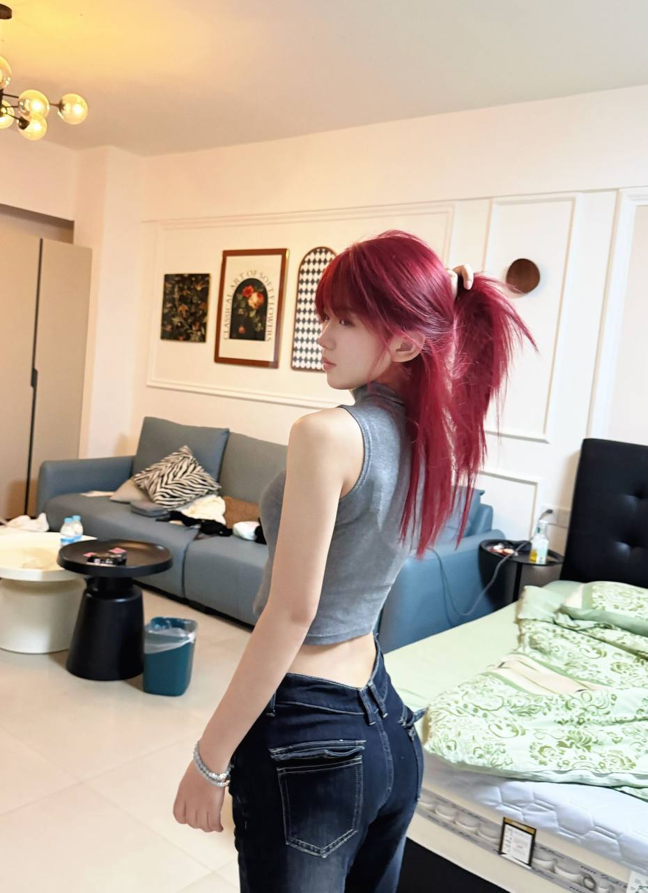 山东 淄博 18岁 160cm 96 C杯 胸型好看奶子大奶头小圆挺会叫 do 的时候情绪价值拉满 抽烟纹身:有纹身 SM:是 无套:否 口交:可 过夜:可 同居:可 可飞:不能 价格:9 特点:胸型好看奶子大奶头小圆挺会叫 do 的时候情绪价值拉满