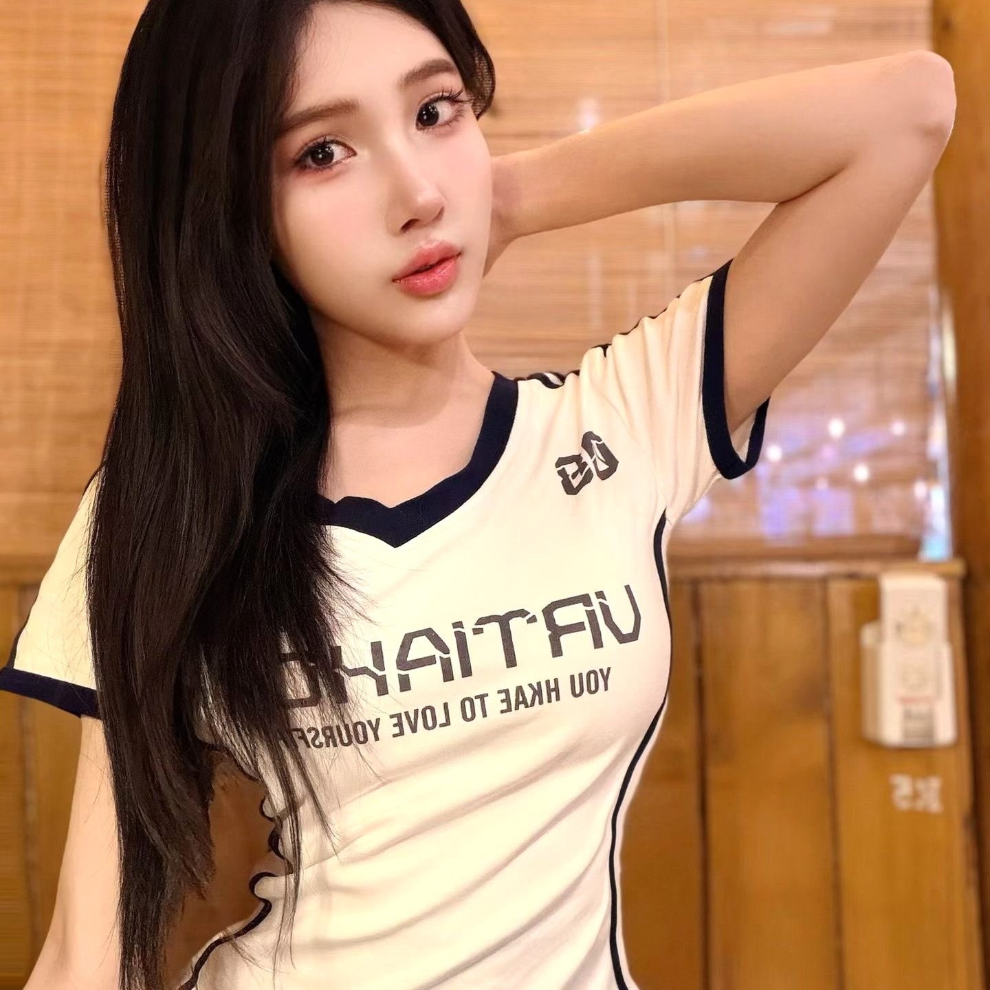 广东 广州 2岁 162cm 43 C杯 舞蹈老师 舞蹈老师,情商高,放得开,御姐,真胸 抽烟纹身:无纹身 SM:是 无套:否 口交:可 过夜:可 同居:否 可飞:可 价格:20 特点:舞蹈老师,情商高,放得开,御姐,真胸