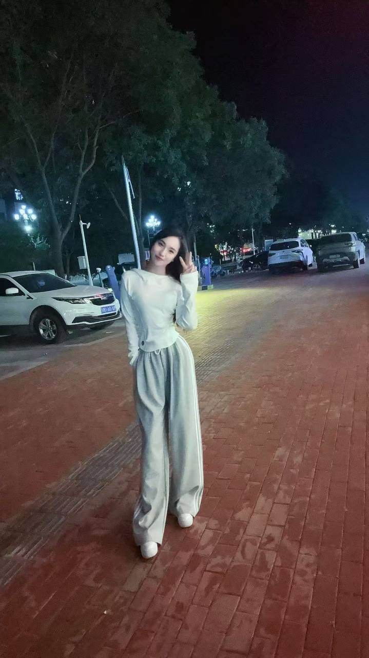 陕西 西安 23岁 171cm 98 B杯 老师 性格好 活泼 听话 健身 腿长 反差女 口活好 健谈 酒量不错 听话 体验感好 抽烟纹身:无抽烟 有纹身 SM:是 无套:可 口交:可 过夜:可 同居:可 可飞:可 价格:10 特点:性格好 活泼 听话 健身 腿长 反差女 口活好 健谈 酒量不错 听话 体验感好