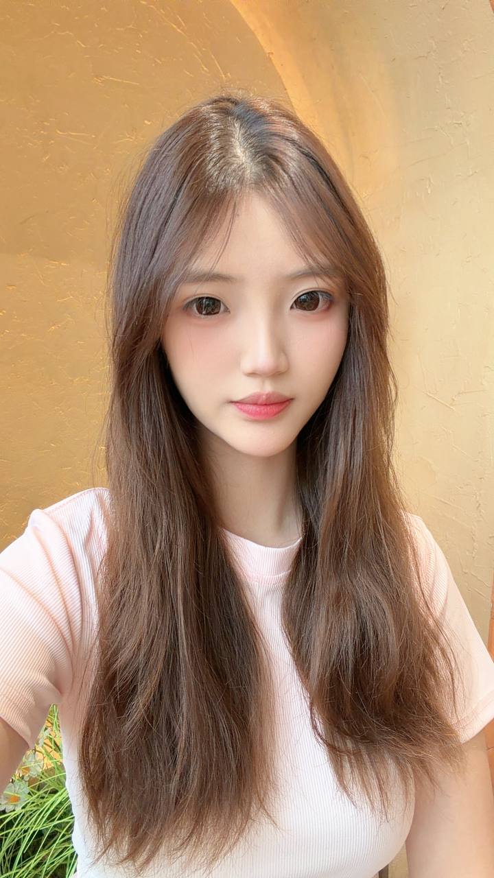 湖南 常德 18岁 170cm 104 B杯 学生 chu 开朗可爱善良 抽烟纹身:无 SM:否 无套:可 口交:否 过夜:可 可飞:可(本地常德不接) 价格:15 特点:chu 开朗可爱善良