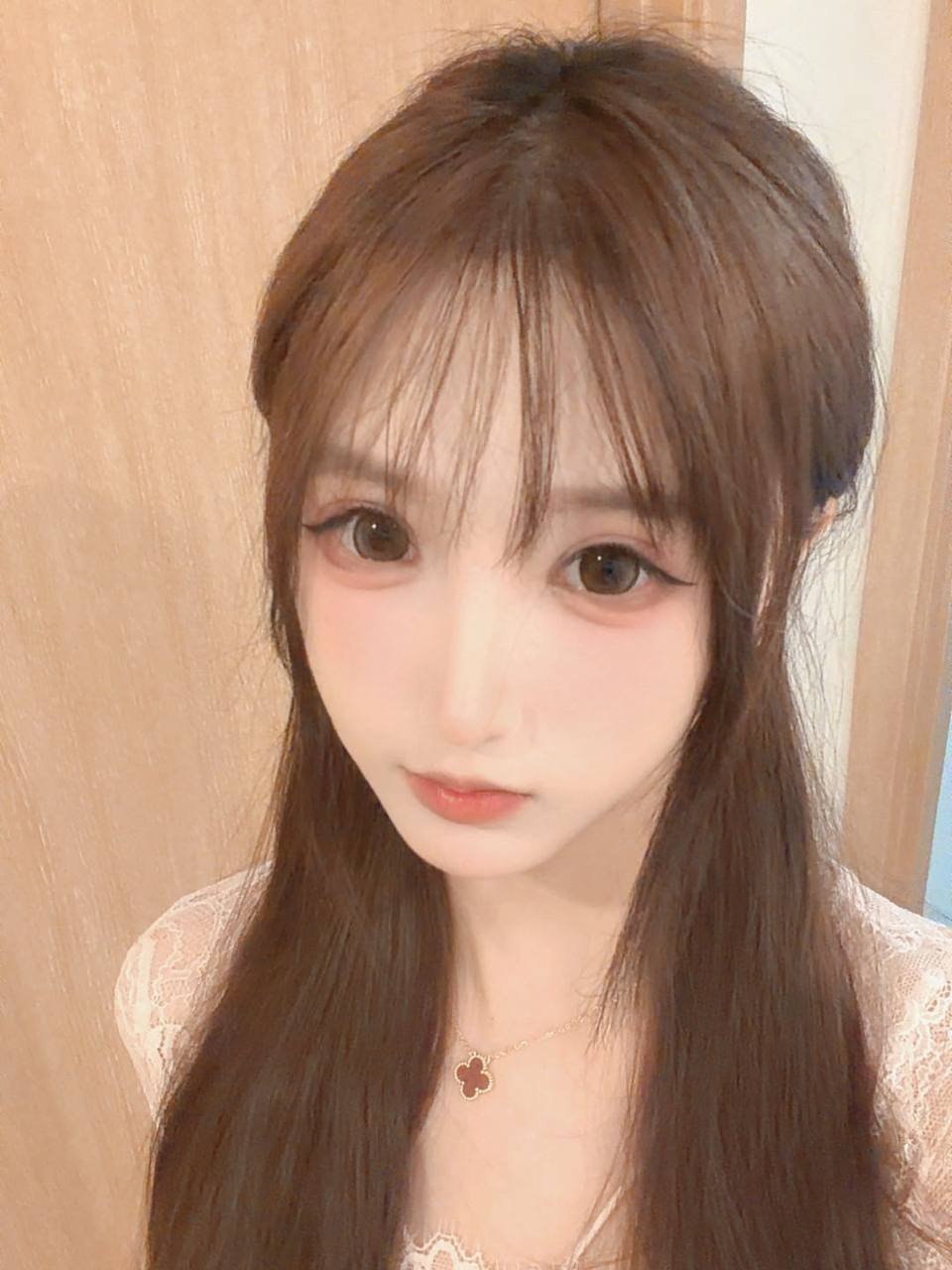 广东 广州 3岁 170cm 100 C杯 刚毕业 皮肤白 有健身 留过学 情绪价值满满 抽烟纹身:无 SM:是 无套:否 口交:可 过夜:可 同居:可 可飞:可 价格:15 特点:皮肤白 有健身 留过学 情绪价值满满