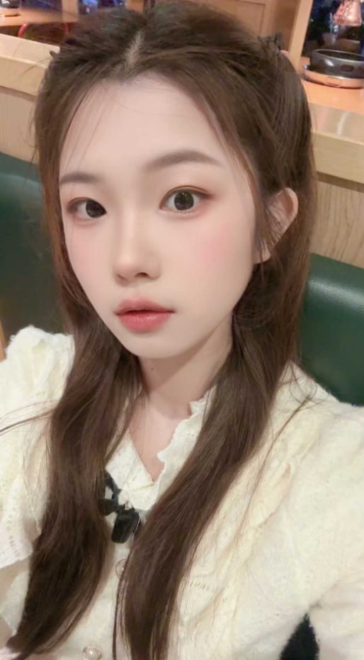 广东 深圳 21岁 160cm 48 B杯 职员 会滑雪 会煲汤 广电毕业的 清纯类型 抽烟纹身:无 SM:否 无套:否 口交:否 过夜:可 同居:否 可飞:否(只找本市) 价格:10 特点:会滑雪 会煲汤 广电毕业的 清纯类型