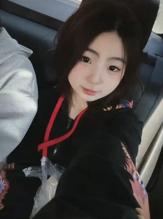 江西 抚州 18岁 156cm 96 D杯 实习护理师 纯欲可爱 会有点反差 全身无整 比较喜欢撒娇 比较注重细节 胸大 抽烟纹身:无 SM:否 无套:否 口交:可 过夜:可 同居:否 可飞:否 价格:5 特点:纯欲可爱 会有点反差 全身无整 比较喜欢撒娇 比较注重细节 胸大