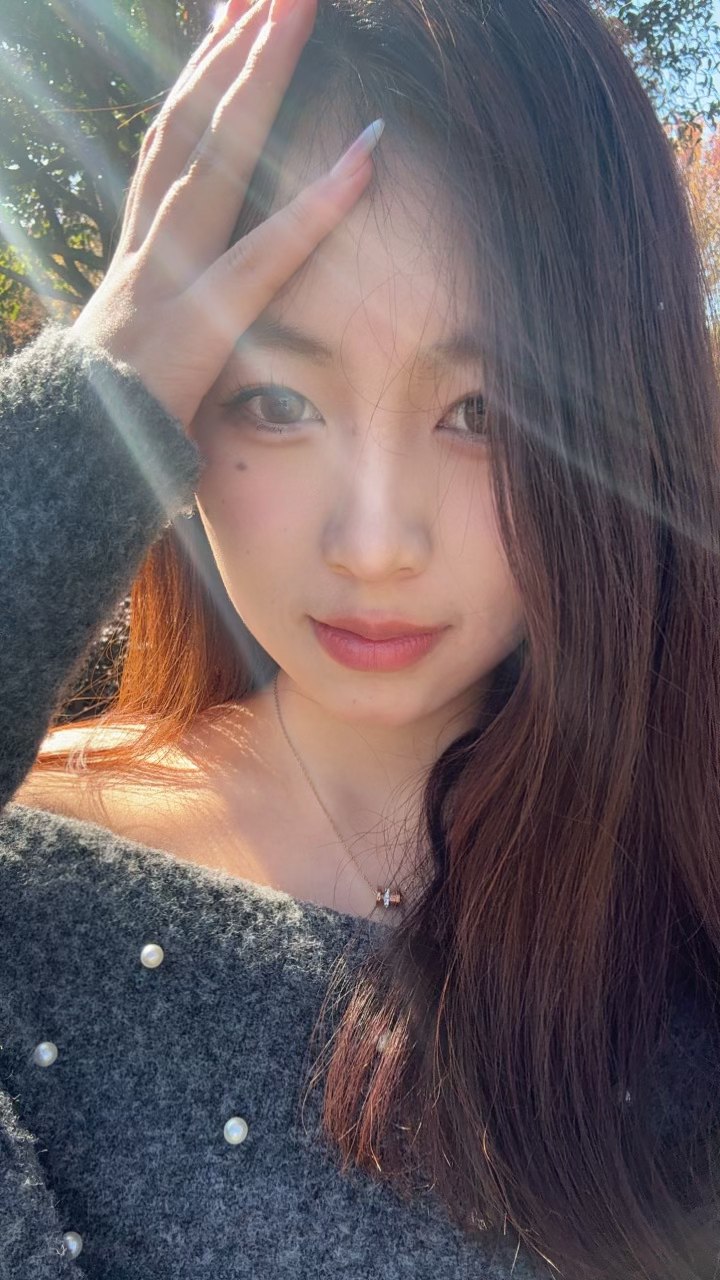 云南 大理 18岁 163cm 100 B杯 学生 懂事,不会问不该问的 活泼开朗 可甜可御 抽烟纹身:无 SM:否 无套:否 口交:可 过夜:可 同居:否 可飞:可 价格:8 特点:懂事,不会问不该问的 活泼开朗 可甜可御
