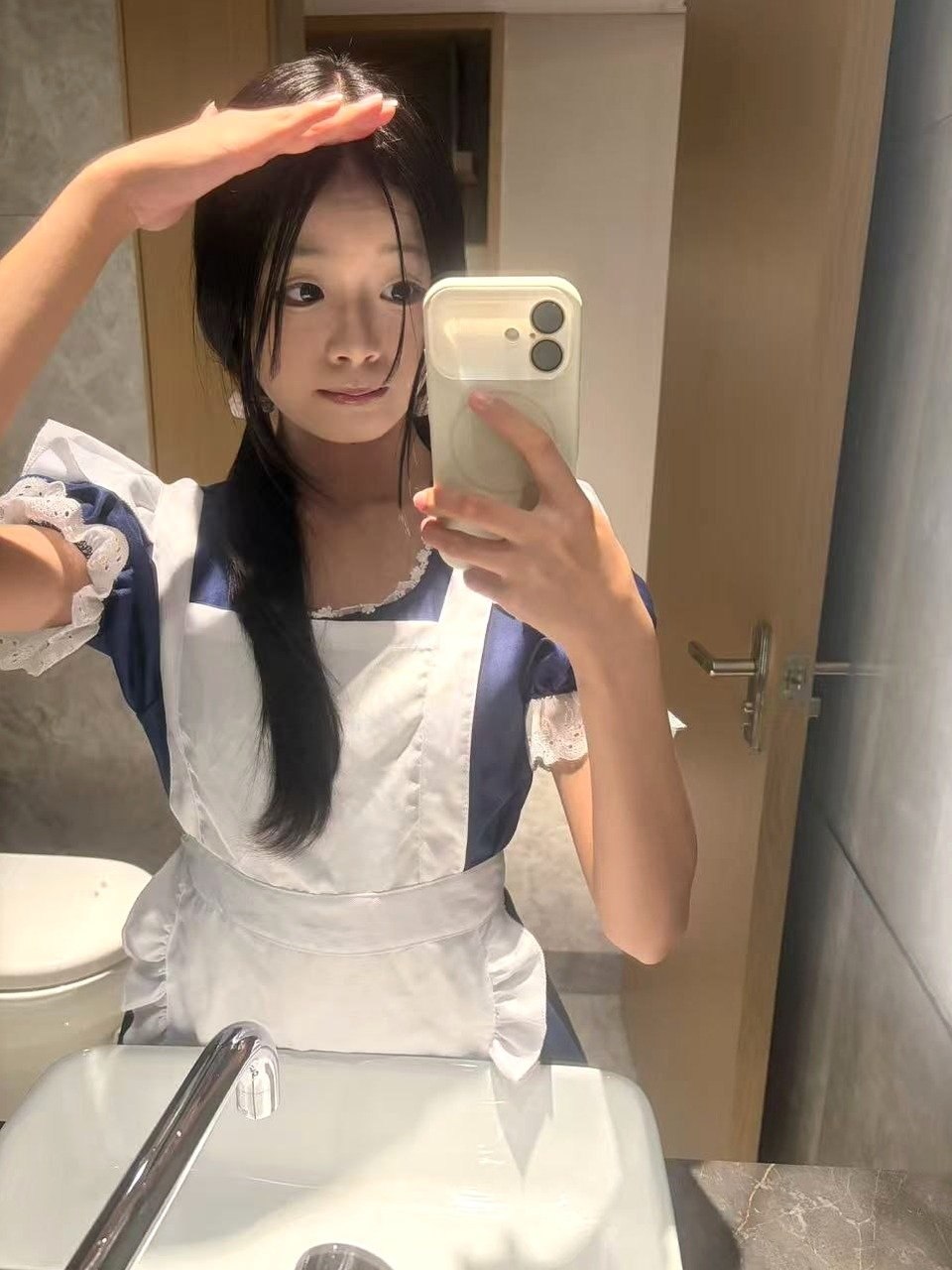江西 赣州 18岁 160cm 85 A杯 学生 sm接受程度高,口爆,无t,内设等,身材比例好,声音好听,听话 SM:是 无套:可 口交:可 过夜:可 同居:可 可飞:可 价格:5.5 特点:sm接受程度高,口爆,无t,内设等,身材比例好,声音好听,听话