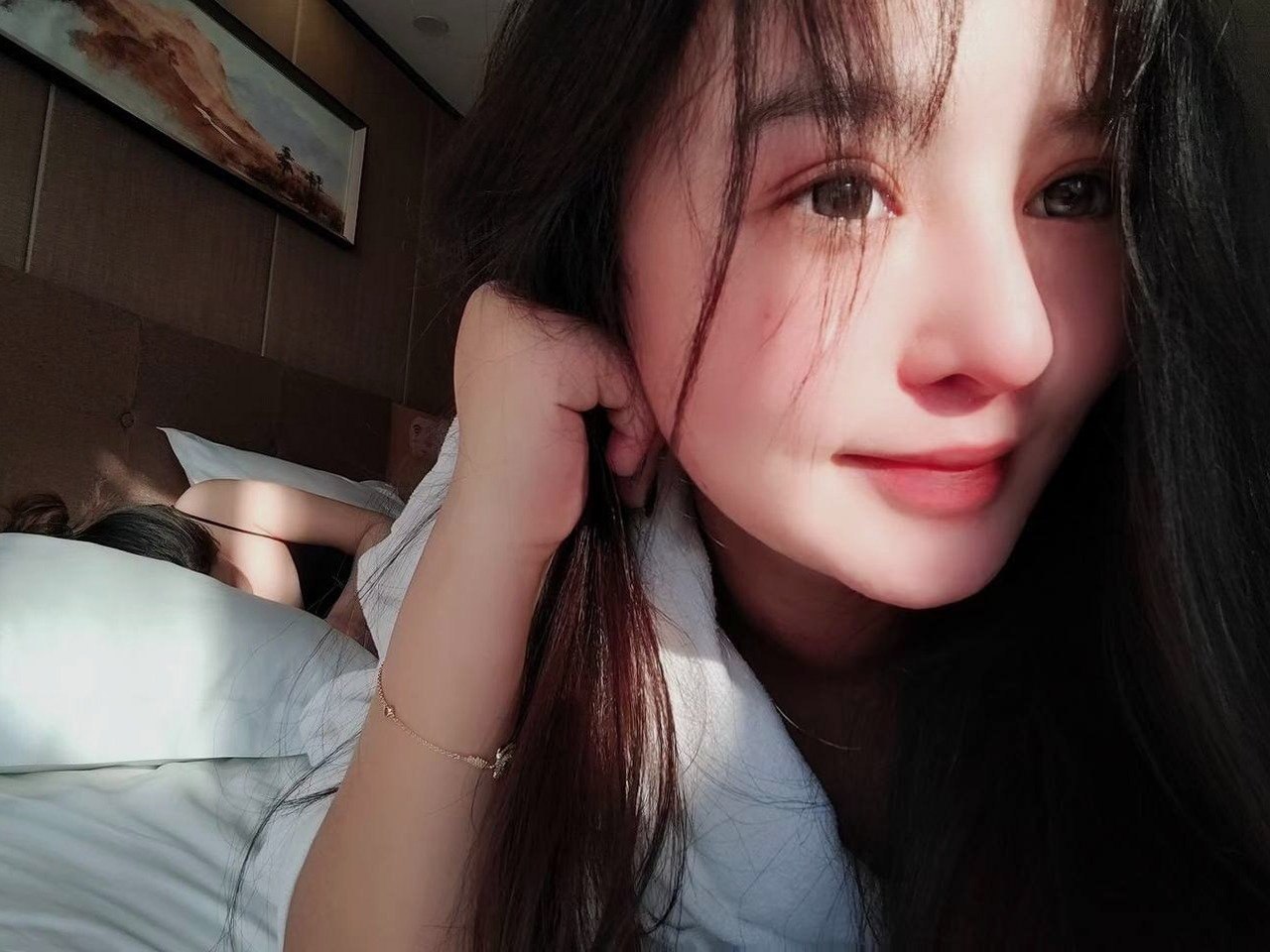四川 巴中 26岁 160cm 98 B杯 自由 性格开朗,会说话懂分寸,成熟稳重 SM:否 无套:否 口交:可 过夜:可 同居:否 可飞:可 价格:7 特点:性格开朗,会说话懂分寸,成熟稳重