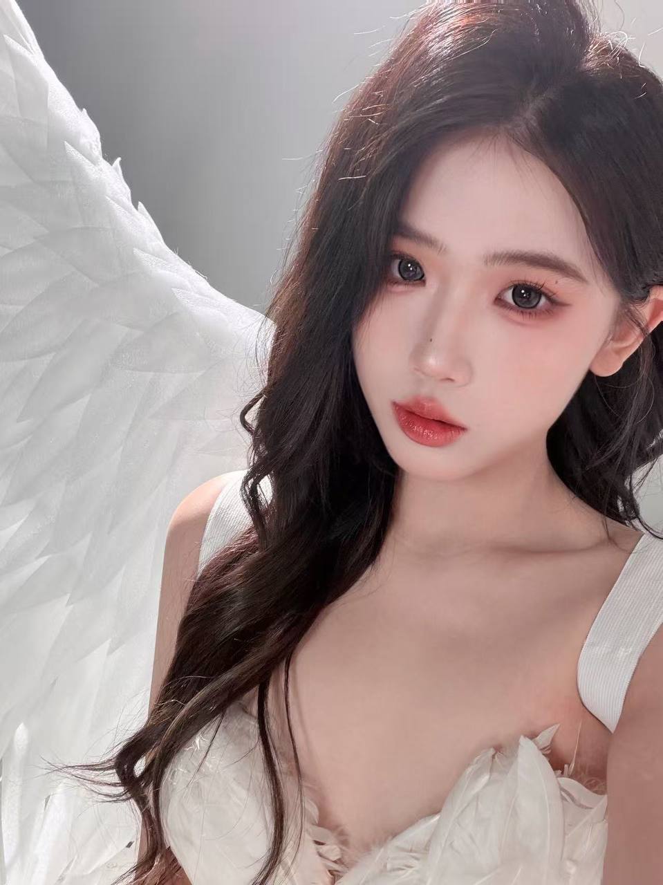 河南 郑州 19岁 165cm 96 B杯 学生 嫩 身材好 乖巧听话 SM:可 无套:可 口交:可 过夜:可 同居:可 可飞:可,港澳新马泰 价格:15 特点:嫩 身材好 乖巧听话
