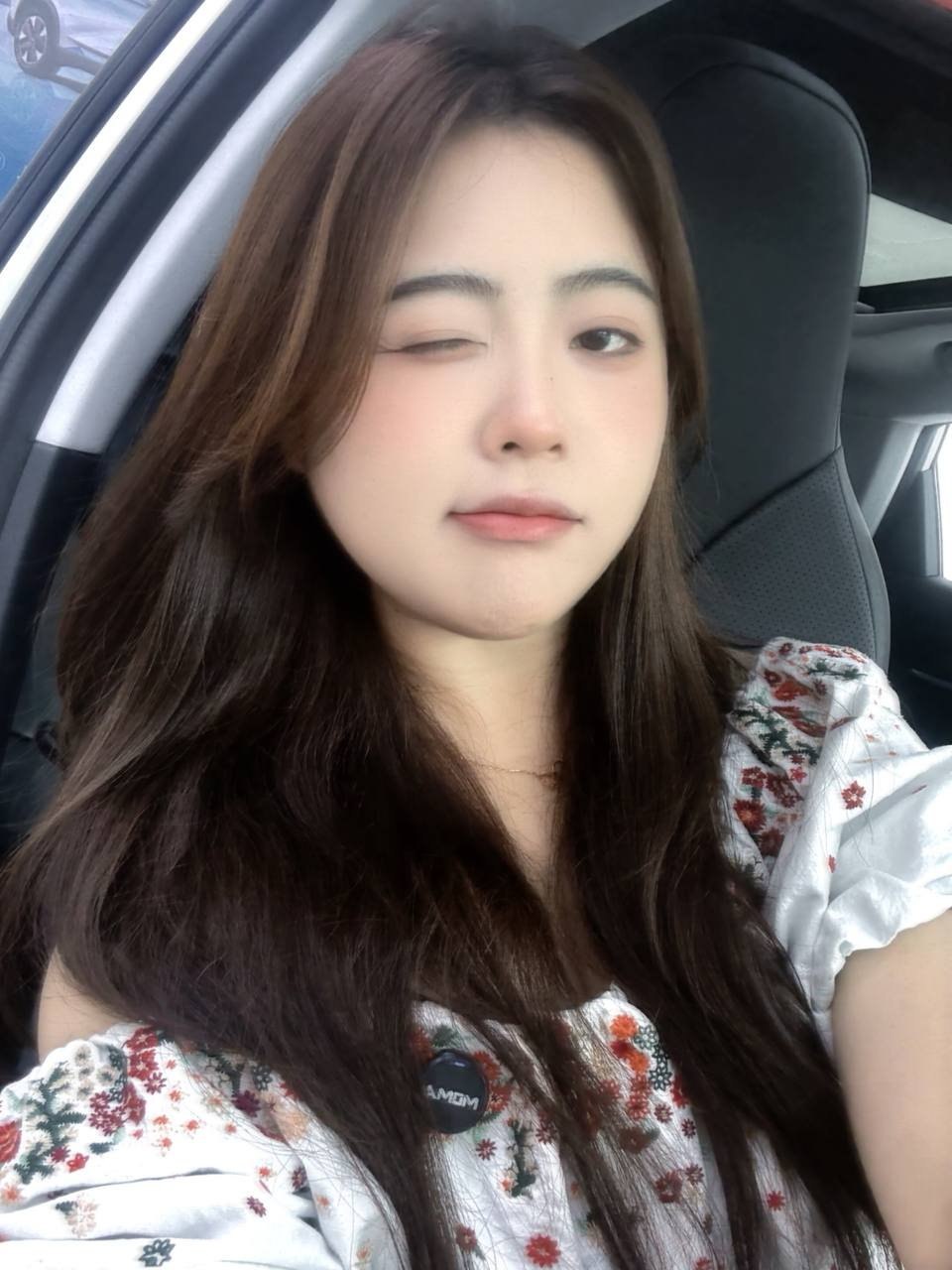 广东 佛山 25岁 162cm 100 B杯 自媒体 听话事少,不作,圈子干净,高情商,水多 抽烟纹身:有纹身 SM:否 无套:可 口交:否 过夜:可 同居:可 可飞:否 价格:5 特点:听话事少,不作,圈子干净,高情商,水多