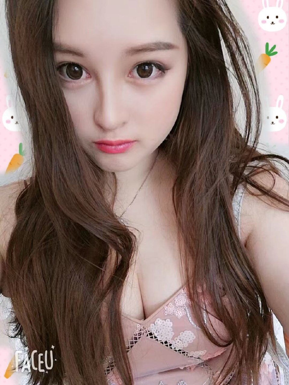 广东 深圳 30岁 166cm 58 D杯 创业 姿势解锁多 抽烟纹身:无 SM:是 无套:否 口交:可 过夜:可 同居:可 可飞:能 价格:200 特点:姿势解锁多
