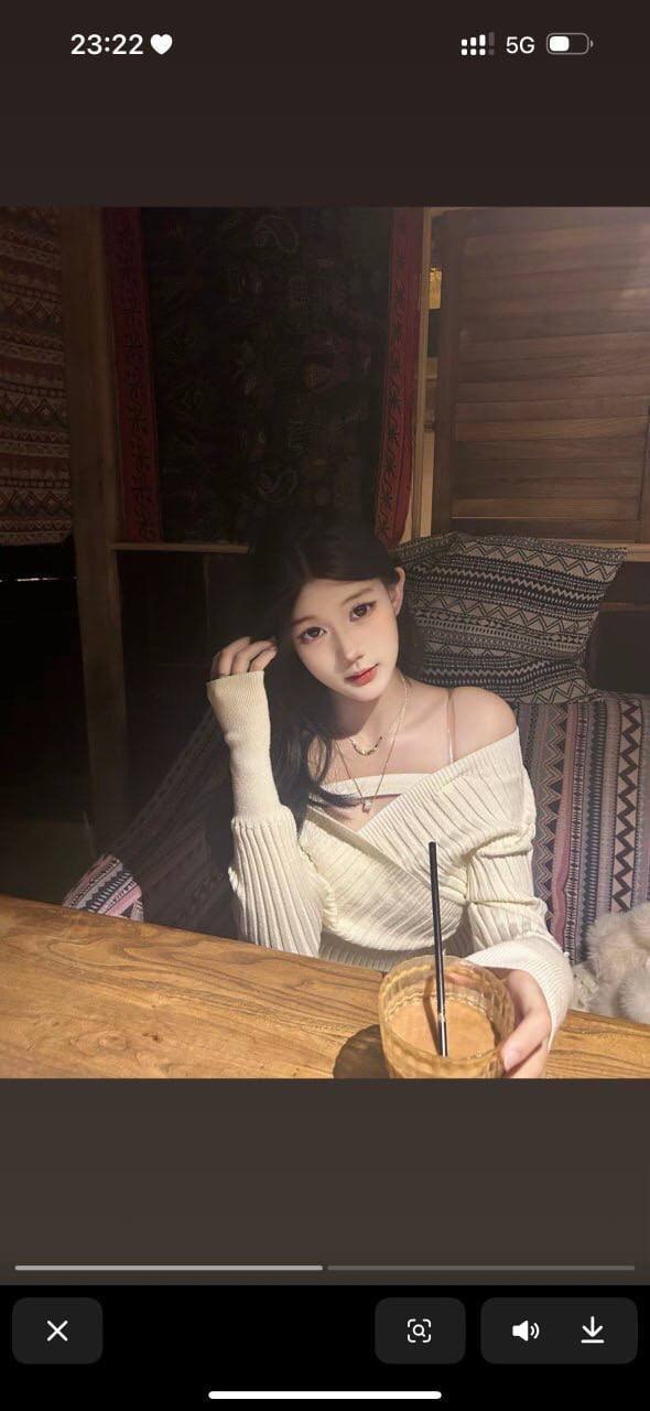 浙江 杭州 18岁 168cm 103 C杯 学生 年轻漂亮 身材好 抽烟纹身:无 SM:是 无套:可 口交:可 过夜:可 同居:可 可飞:可以 价格:7 特点:年轻漂亮 身材好