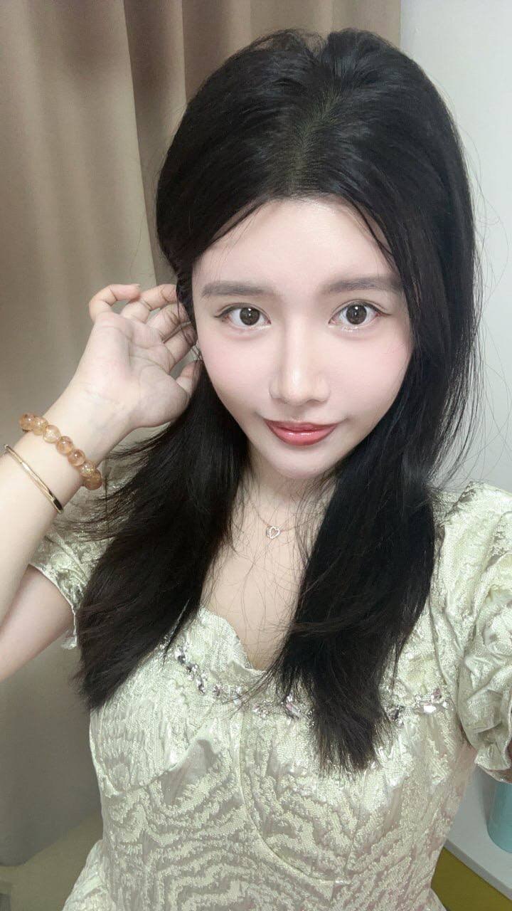 上海 上海 19岁 162cm 48 C杯 学生 温柔可爱 善解人意 干净乖巧 医学生 抽烟纹身:无 SM:否 无套:可 口交:可 过夜:可 同居:可 可飞:可 价格:10 特点:温柔可爱 善解人意 干净乖巧 医学生