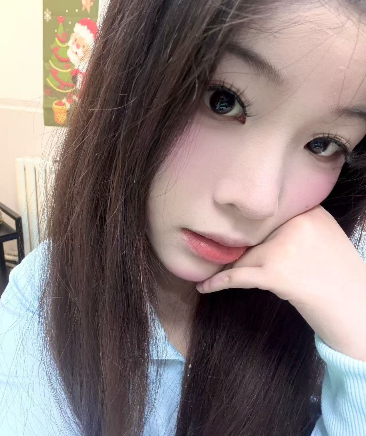 内蒙古 包头 20岁 160cm 115 A杯 学生 听话懂事,乖乖女 粉嫩紧 奶头敏感 皮肤白 本人比照片好看 会提供情绪价值 抽烟纹身:无 SM:是 无套:可 口交:可 过夜:可 同居:可 可飞:可 价格:50 特点:听话懂事,乖乖女 粉嫩紧 奶头敏感 皮肤白 本人比照片好看 会提供情绪价值
