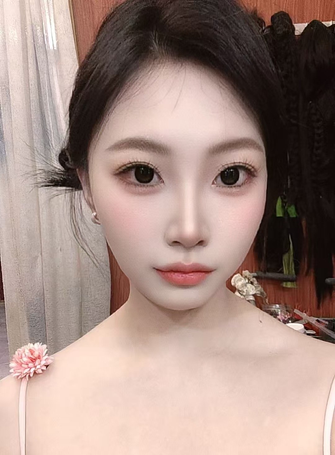 广东 深圳 28岁 165cm 115 C杯 化妆跟妆师 有眼神不懒惰,性格好,听话,善解人意皮肤白,床上懂得提供情趣价值 抽烟纹身:无抽烟 有纹身 SM:轻微 无套:否 口交:可 过夜:可 同居:可 可飞:可 价格:5 特点:有眼神不懒惰,性格好,听话,善解人意皮肤白,床上懂得提供情趣价值