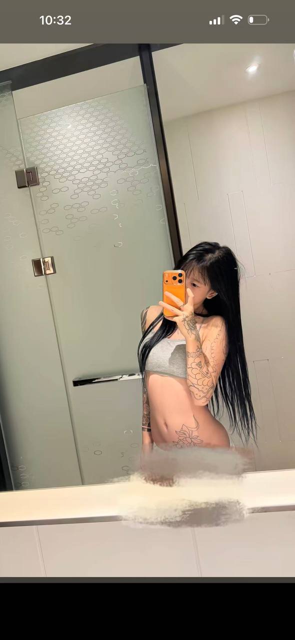 海南 海口 24岁 170cm 93 B杯 舞蹈 抽烟纹身:不抽烟有纹身 SM:是 无套:可 口交:可 过夜:可 同居:可 可飞:可 价格:7