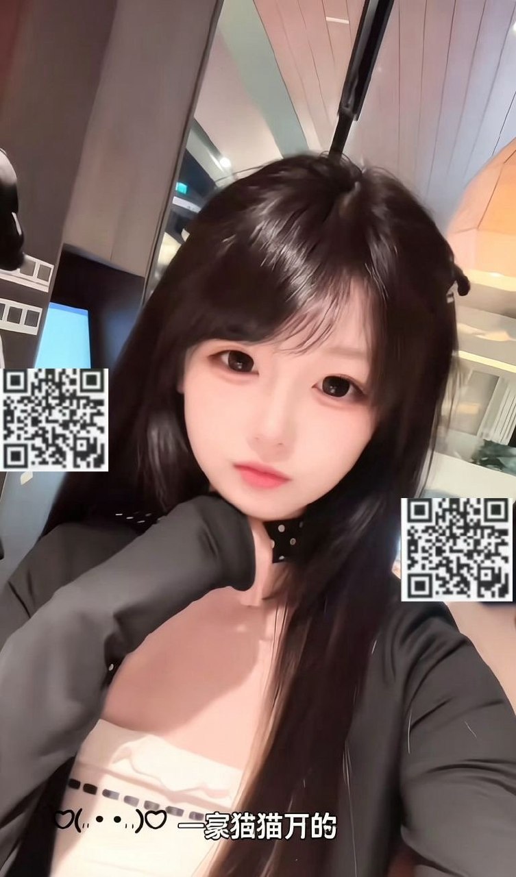 广东 广州 18岁 166cm 81 B杯 学生 礼貌 听话 乖巧 懂事 抽烟纹身:无 SM:否 无套:否 口交:可 过夜:可 同居:否 可飞:可 价格:6 特点:礼貌 听话 乖巧 懂事